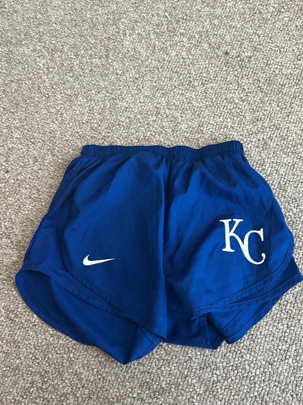 Nike Dri-fit KC Royals lined running shorts Small